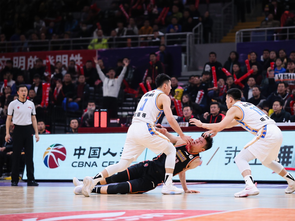 罗马诺：33岁老将亨德森即将转会阿贾克斯