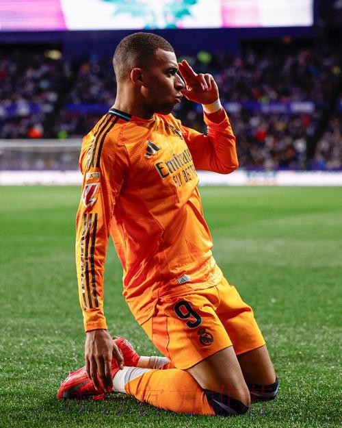 西甲-皇马3-0巴拉多利德 姆巴佩戴帽各赛事5场8球 西甲-皇马3-0巴拉多利德 姆巴佩戴帽各赛事5场8球